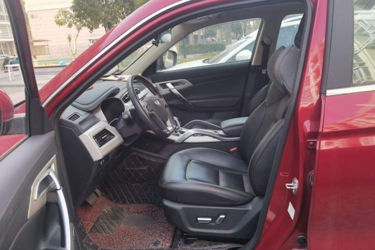 Used Geely Auto Emgrand X7 Sport 2020 1.8TD DCT Two-Wheel Drive Smart Connect 4G-Enabled Version
