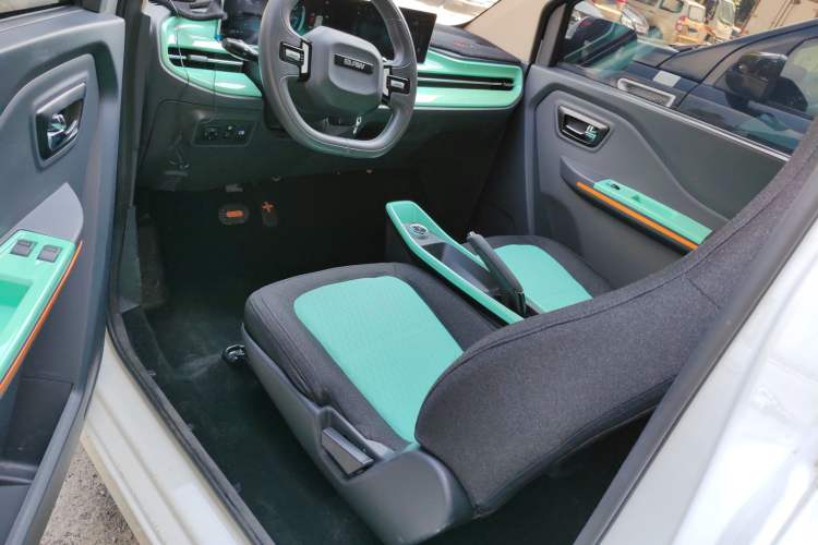 Used  Yuanbao 2022 Smart Version
