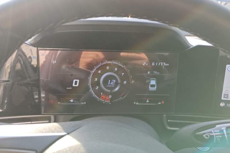 Used Hyundai Elantra 2021 1.5L CVT LUX Prestige Edition
