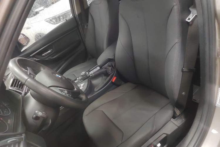 TDK.VehicleDetails.img