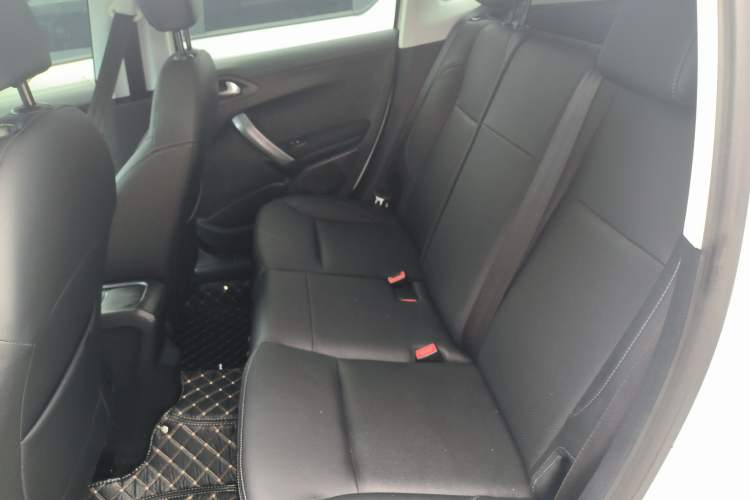 Used Peugeot 2008 2014 1.6L Automatic Fashion Edition
