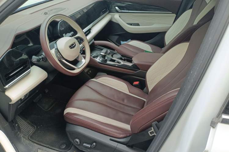 Used Geely Auto Monjaro L 2021 2.0TD DCT EVO Two-Wheel Drive Prestige Version
