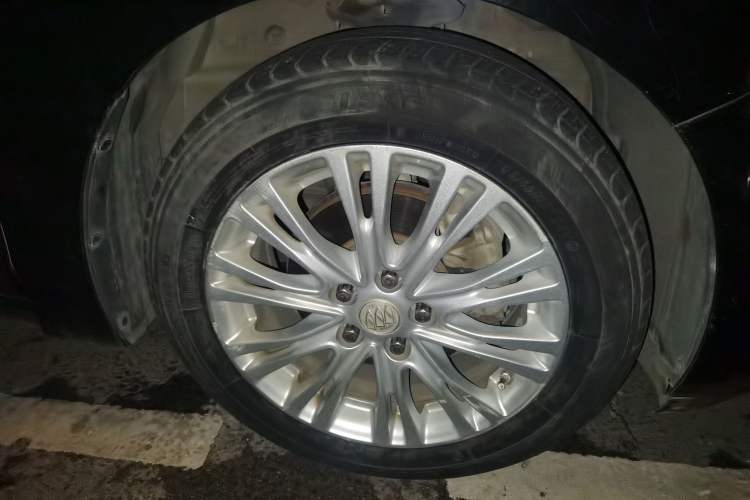 Used Buick GT 2017 15N Automatic Elite Version