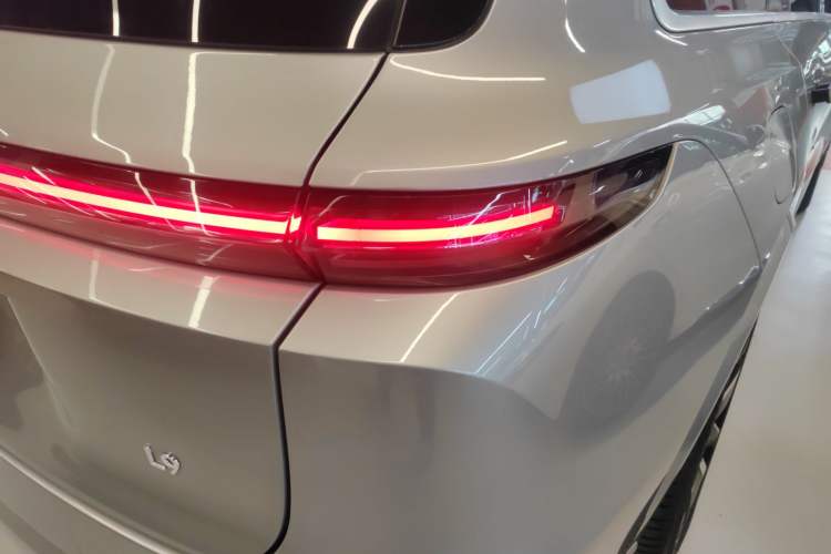 Used Li Auto L9 2024 Ultra Model
