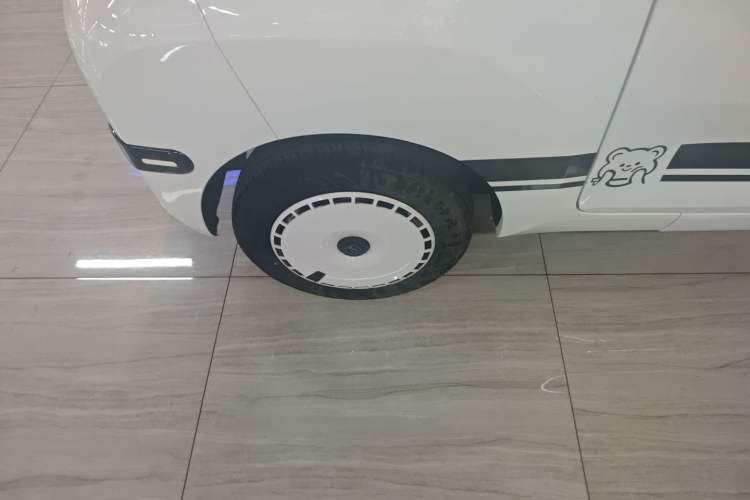 Used Chery QQ Ice Cream 2024 Edition Youth Version 205km Sundae