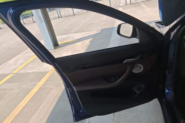 Used BMW X1 2022 sDrive25Li Leading Model
