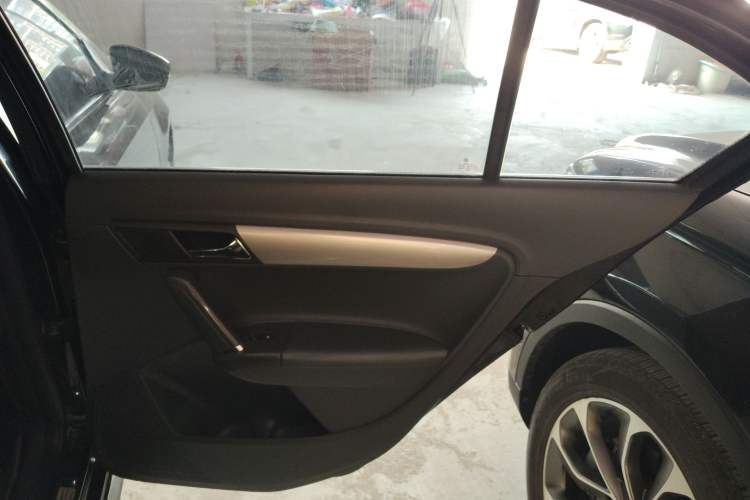 Used Volkswagen Lavida 2013 Revised Version 1.4 TSI DSG Comfort Edition
