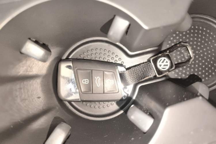 Used Volkswagen Magotan 2023 2 Million Units Limited-Edition 380TSI DSG Flagship Version
