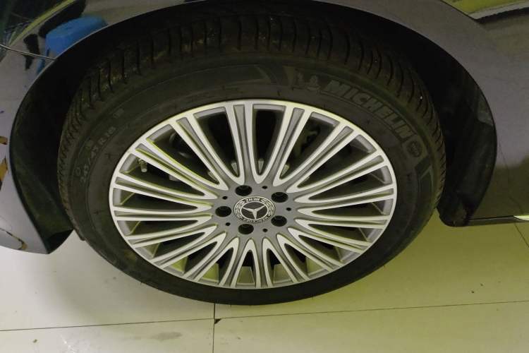 Used Mercedes-Benz E-Class 2023 E 300 L Luxury Model
