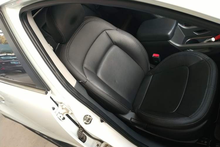 Used Kia Sportage R 2015 2.0L Automatic Two-Wheel Drive GLS