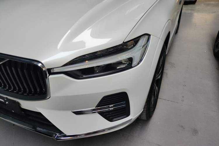 Used Volvo XC60 2024 B5 4x4 Smart Luxury Edition
