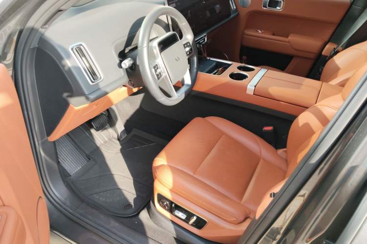 Used Li Auto L7 2023 Pro Model
