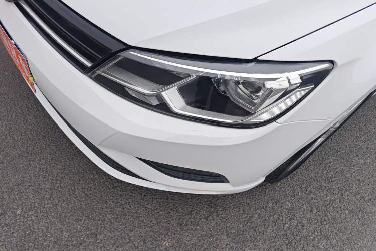 Used Volkswagen Lamando 2015 230TSI DSG Fashion Edition