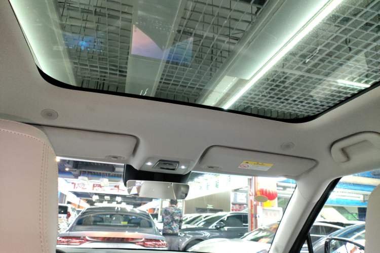 Used BYD Yuan UP 2025 Intelligent Driving Version 401 km Beyond-Range Edition