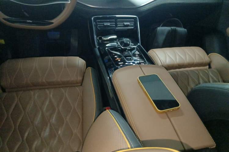 Used BYD Tang New Energy 2021 DM 2.0T Four-Wheel Drive High-Performance Flagship Model
