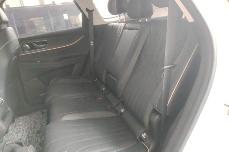 Used Chery Tiggo 9 2023 2.0T Dual-Clutch Two-Wheel Drive Leading Edition 5 Seats
