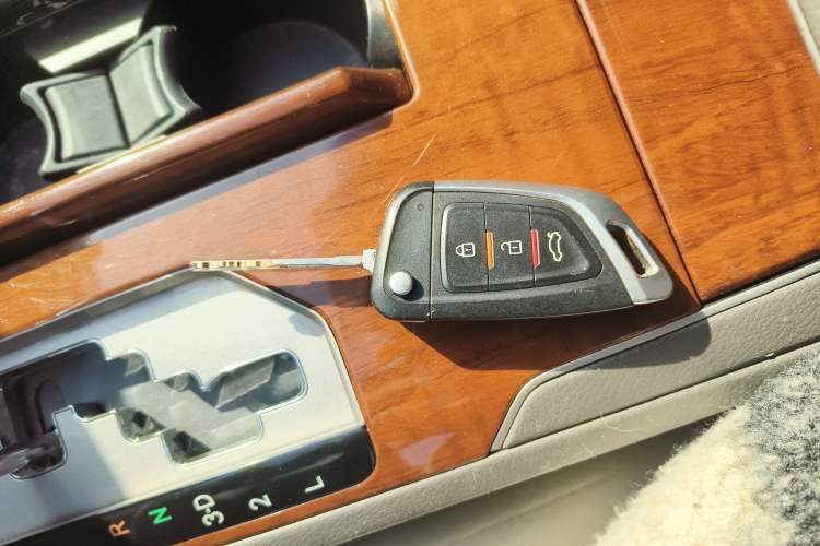 Used Toyota Camry 2013 200E Classic Elite Edition
