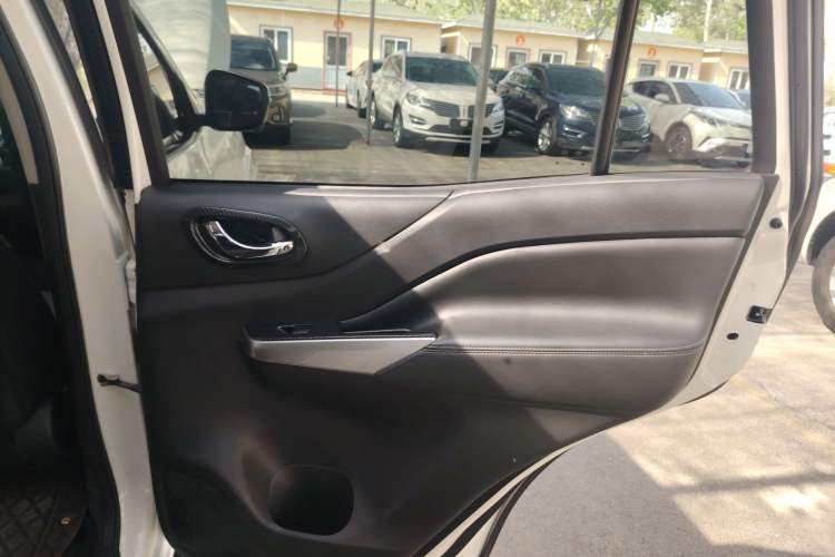 Used Nissan Terra 2020 2.5L XV 4WD Automatic Four-Wheel Drive Flagship Edition