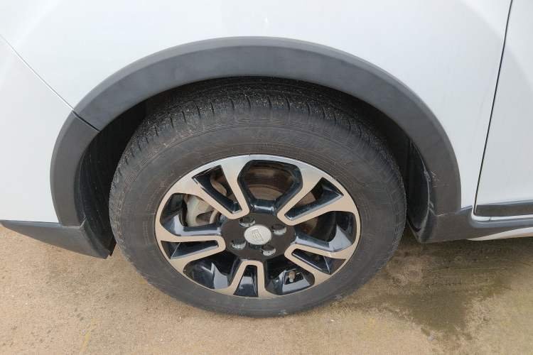 Used Geely Auto Vision X3 2017 1.5L Automatic Elite Model
