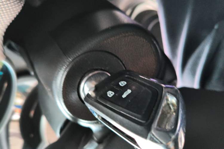 Used Chevrolet Cruze 2013 Hatchback 1.6L Automatic Luxury Model