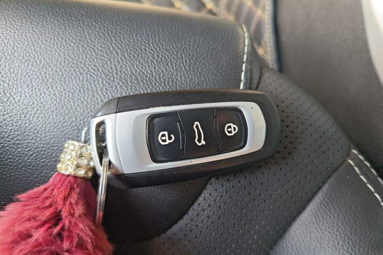 Used Geely Auto Vision X3 2017 1.5L Automatic Prestige Model
