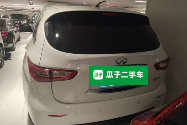 Used Infiniti QX60 2014 2.5 S/C Hybrid All-Wheel-Drive Versatile Edition
