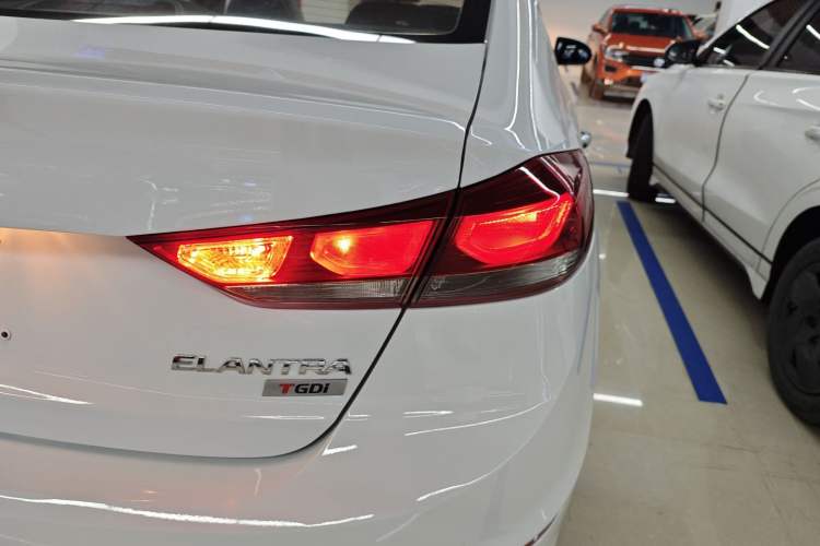Used Hyundai Elantra 2018 1.4T Dual-Clutch Xuan Dong · Dynamic Edition