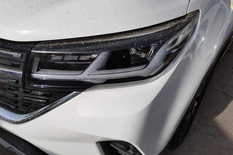 Used FORTHING T5 2022 Grand Edition 1.6L Manual Dream-Chasing Five-Seat Model
