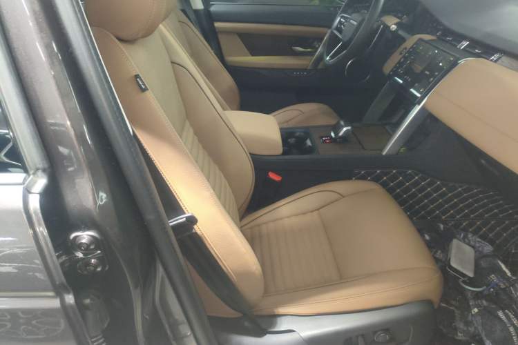 Used Land Rover Discovery Sport 2024 Performance Tech Edition
