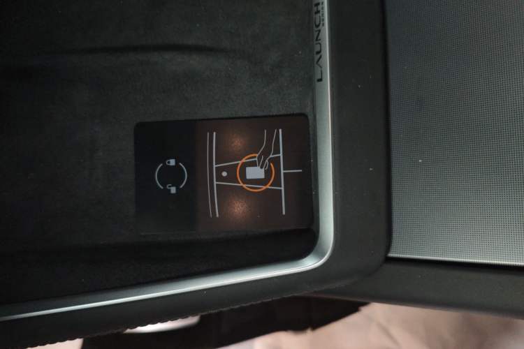 Used Tesla Model Y 2025 Long-Range All-Wheel Drive First Edition
