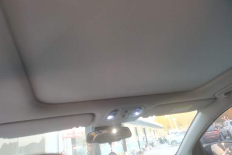 Used Kia KX5 2019 1.6T Automatic Two-Wheel Drive Luxury Edition
