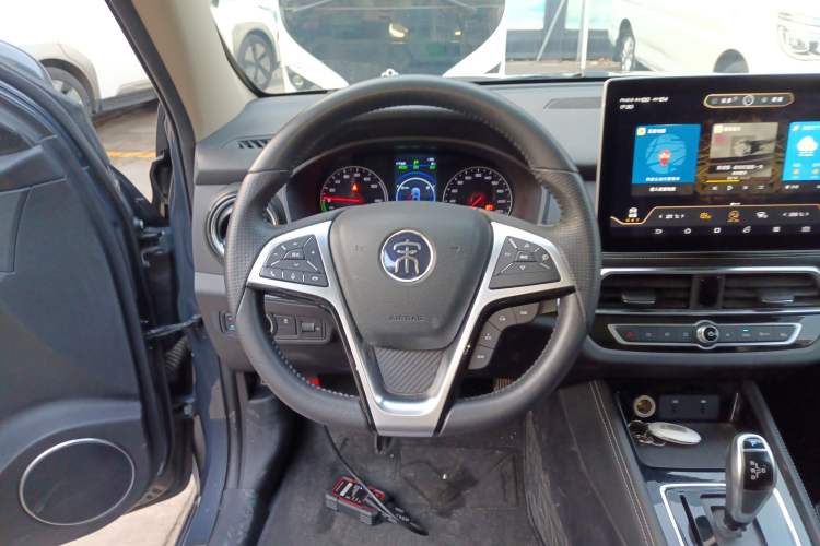 Used BYD Song New Energy 2019 Song DM 1.5TID Smart Connect Dynamic Model
