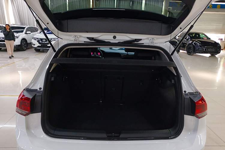 Used Volkswagen Golf 2023 Facelift 280TSI DSG Pro