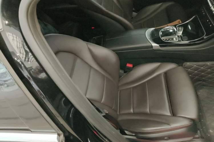 Used Mercedes-Benz GLC 2022 Refreshed GLC 260 L 4MATIC Dynamic Edition
