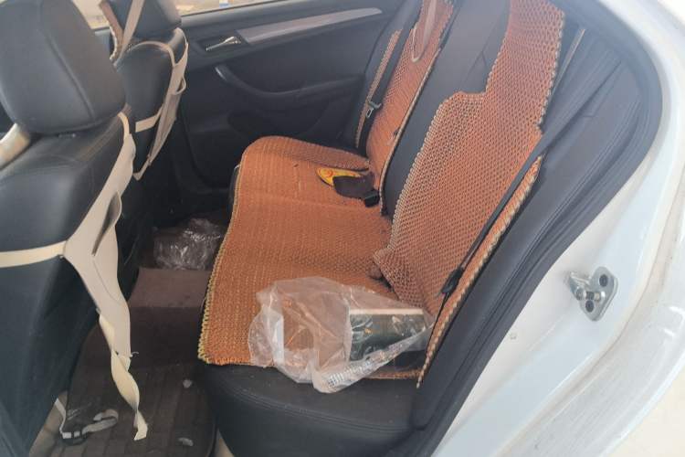 Used Roewe 360 2018 PLUS 1.5L Manual Luxury Edition
