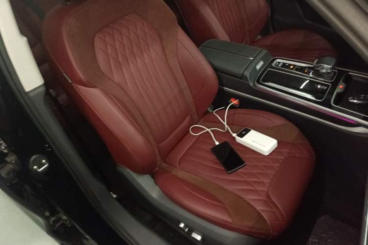 Used Hongqi HS5 2023 2.0T Qixiang Pro Edition
