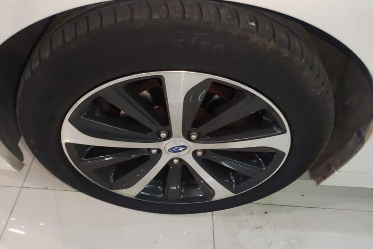 Used Subaru Legacy 2016 2.5i All-Wheel-Drive Glory Edition
