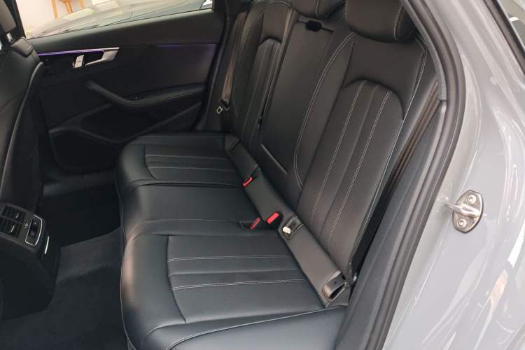 Used Audi A4L 2025 2 Million Units Enjoyment Version 40 TFSI Luxury Dynamic Edition