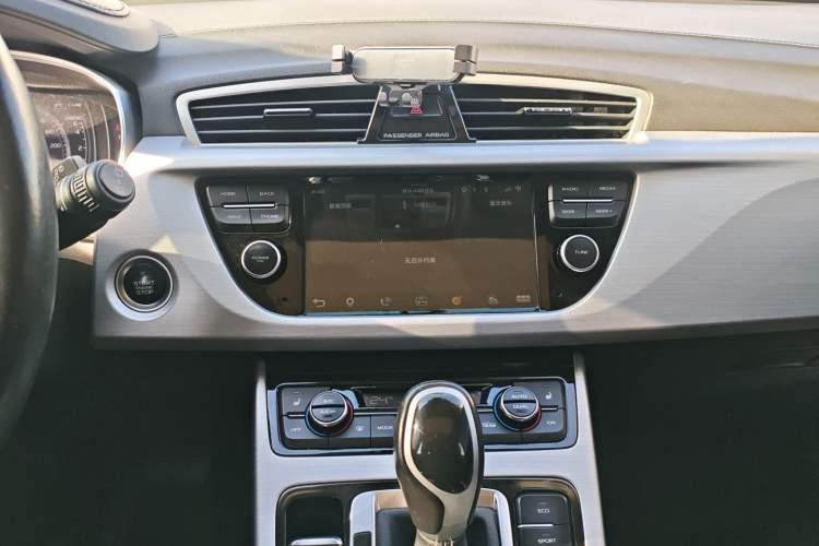 Used Geely Auto Emgrand X7 Sport 2016 1.8TD Automatic Smart Model
