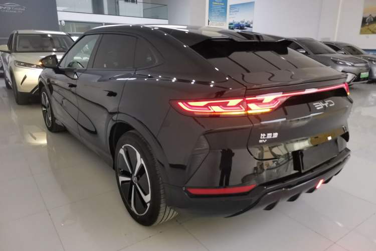 Used BYD Song L EV 2025 Intelligent Driving Version 662 km LiDAR Excellence Edition
