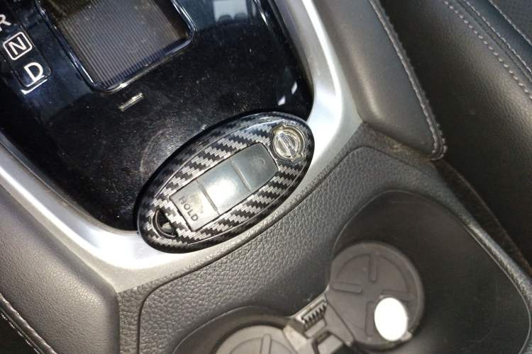 Used Nissan X-Trail 2019 2.5L CVT Smart Connect Luxury Edition 4WD
