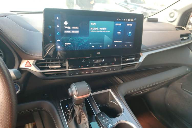 Used Toyota Sienna 2021 2.5L Hybrid Platinum Edition