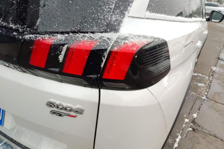 Used Peugeot 5008 2017 380THP 7-Seater Luxury GT Edition
