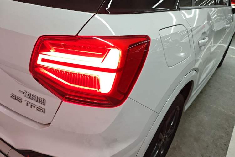 Used Audi Q2L 2022 35 TFSI Progressive Dynamic Edition