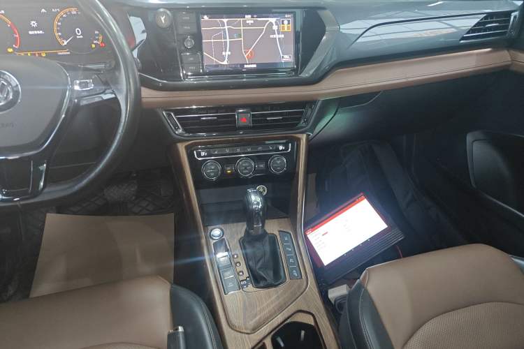 Used Volkswagen Tharu 2019 280TSI Two-Wheel Drive Flagship Edition China V Standard