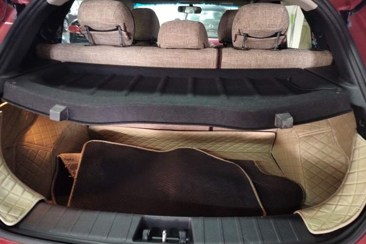 Used  Refine S2 2015 1.5L Manual Luxury Smart Model
