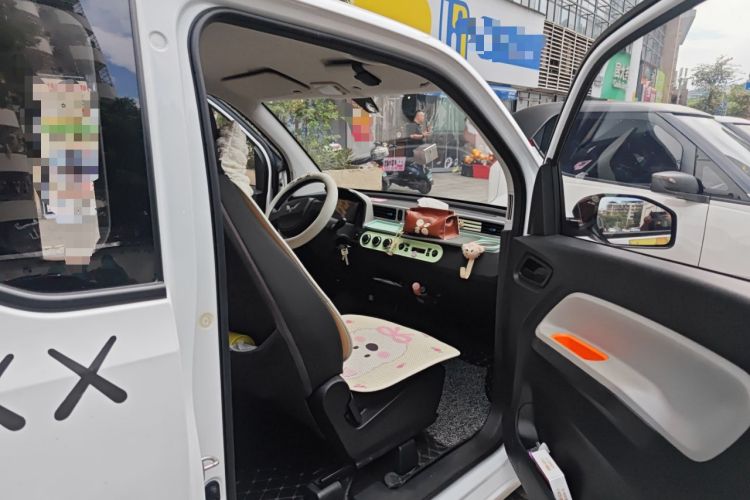 Used Wuling Hongguang MINIEV 2020 Lite Version Lithium Iron Phosphate
