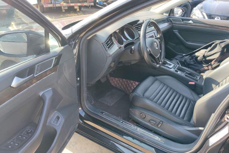 Used Volkswagen Magotan 2019 330TSI DSG Luxury Version China VI Standard
