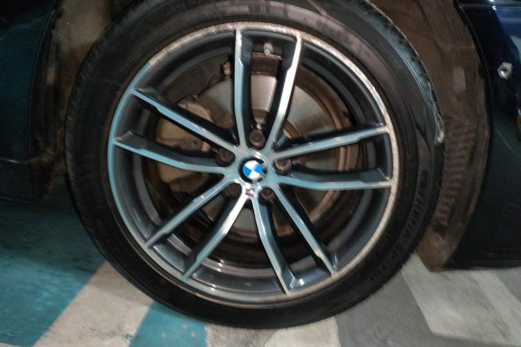 Used BMW 5 Series 2022 Restyled 525Li M Sport Package
