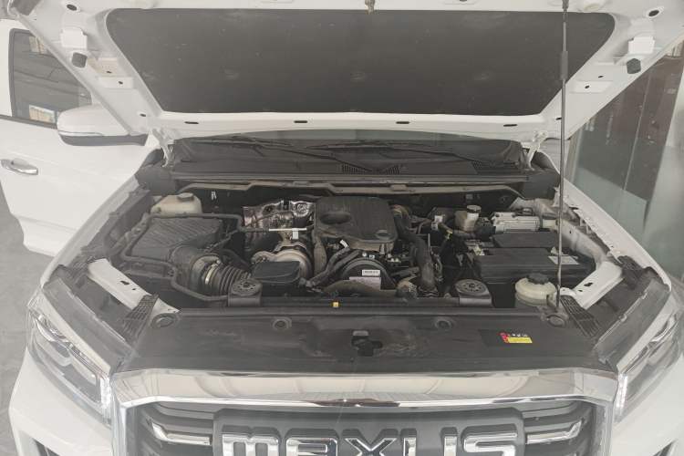 Used SAIC MAXUS Xingji 2023 Starry L 2.0T Diesel Automatic 2WD Elite Edition Long Bed
